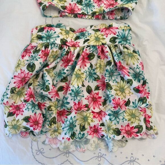 AGUA BENDITA x REVOLVE Rhea Top in Conga White Floral - Picture 3 of 8